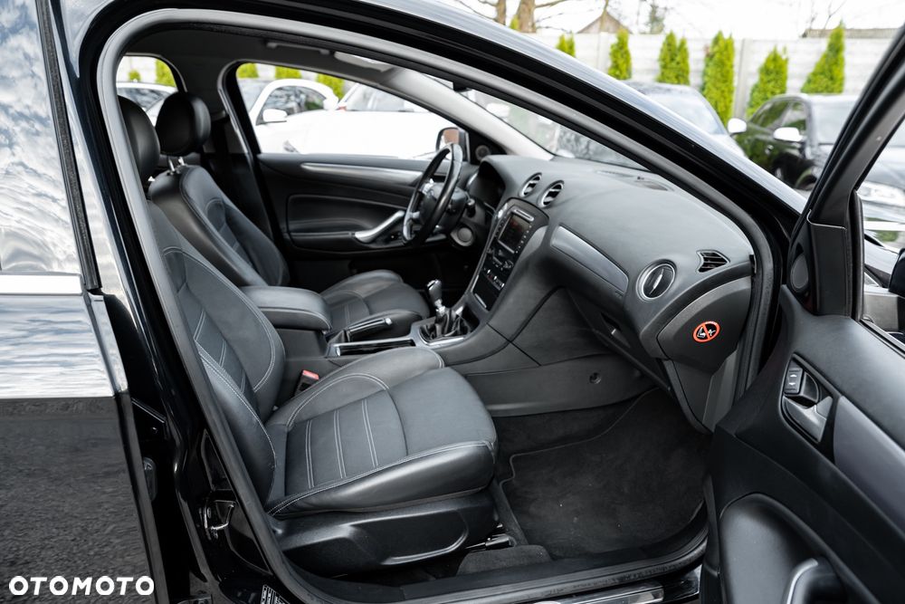 Ford Mondeo 2.0 TDCi Titanium S - 22