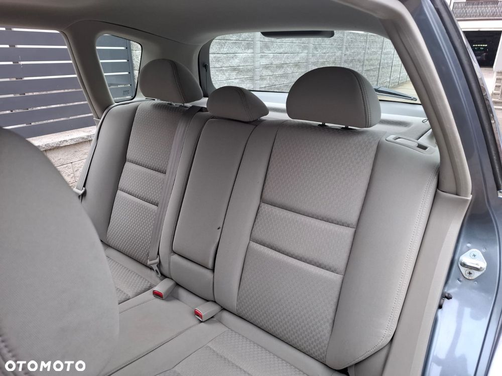 Honda Civic 1.6i ES - 17