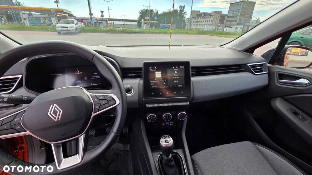 Renault Clio - 10