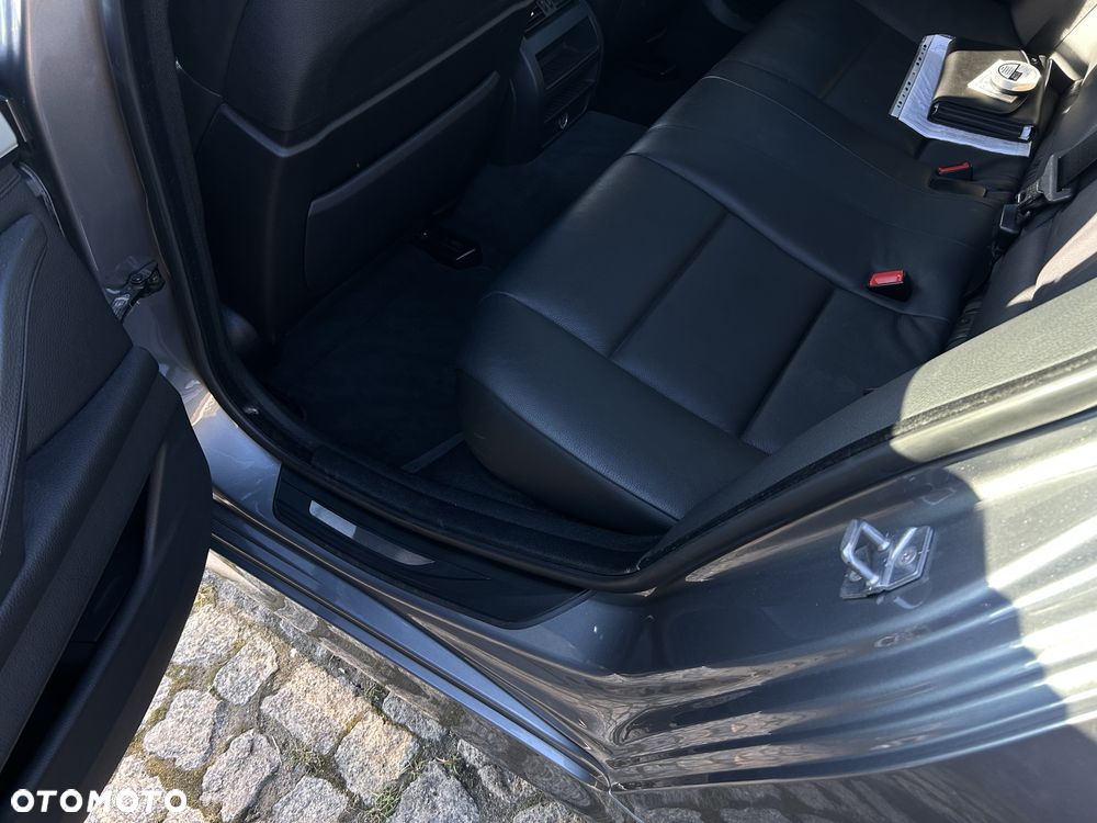 BMW Seria 5 - 34
