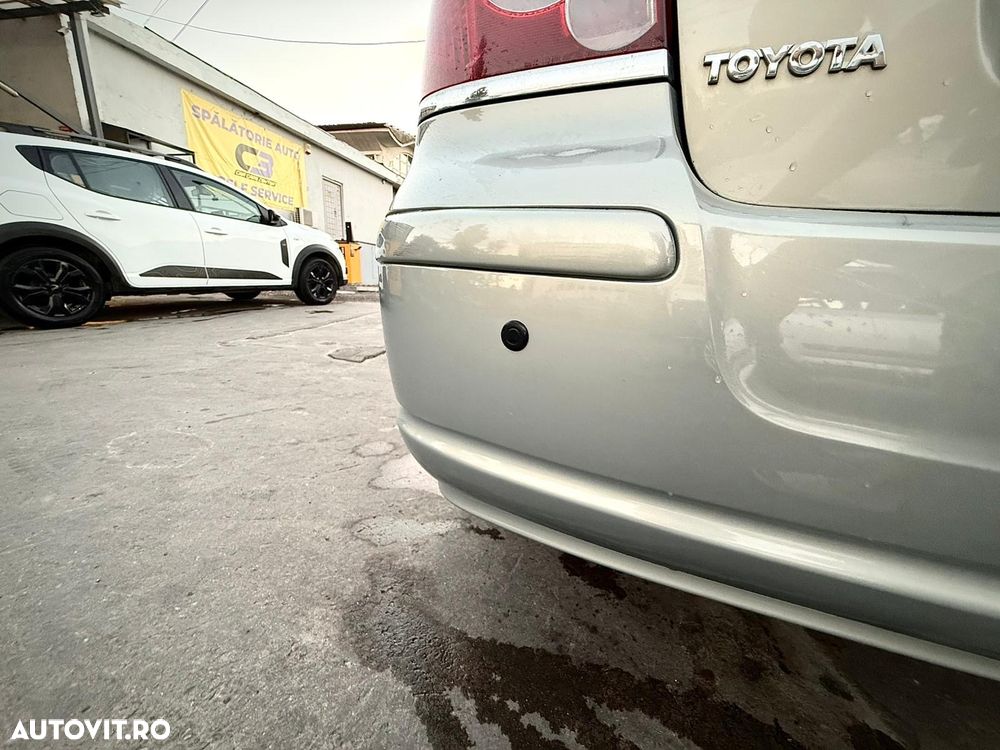 Toyota Avensis 1.8 Executiv - 5