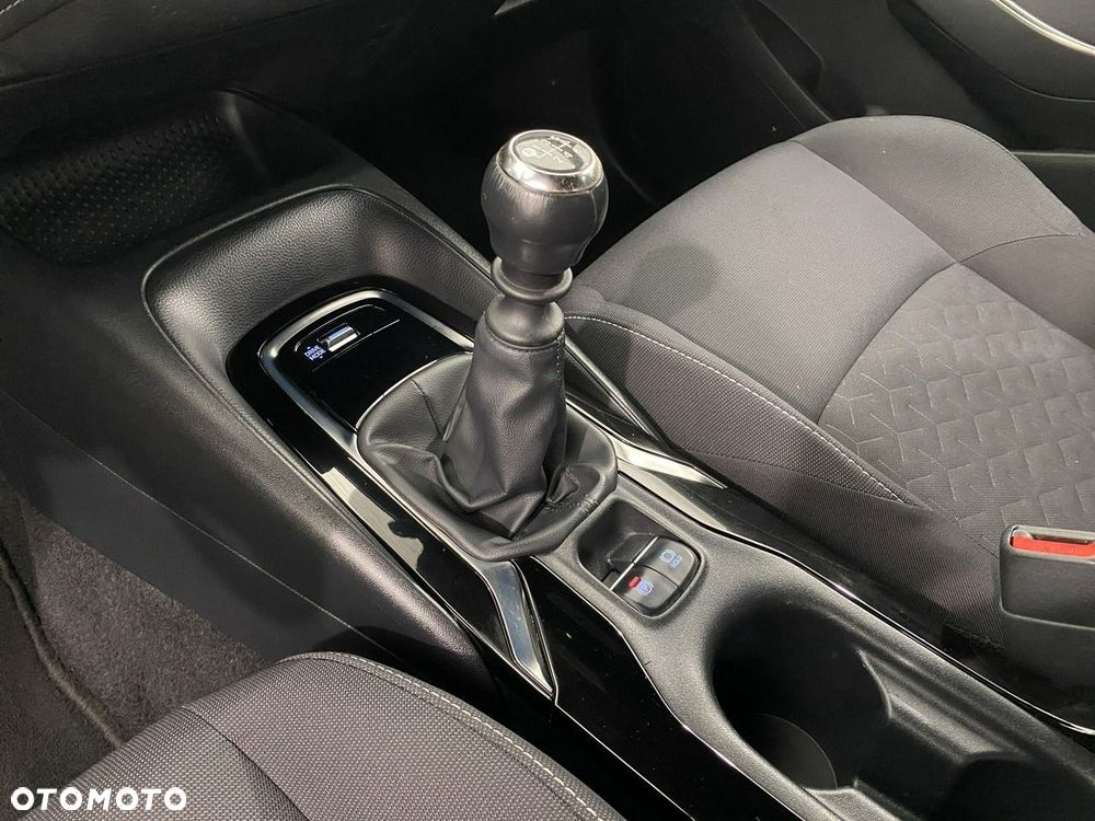 Toyota Corolla - 19