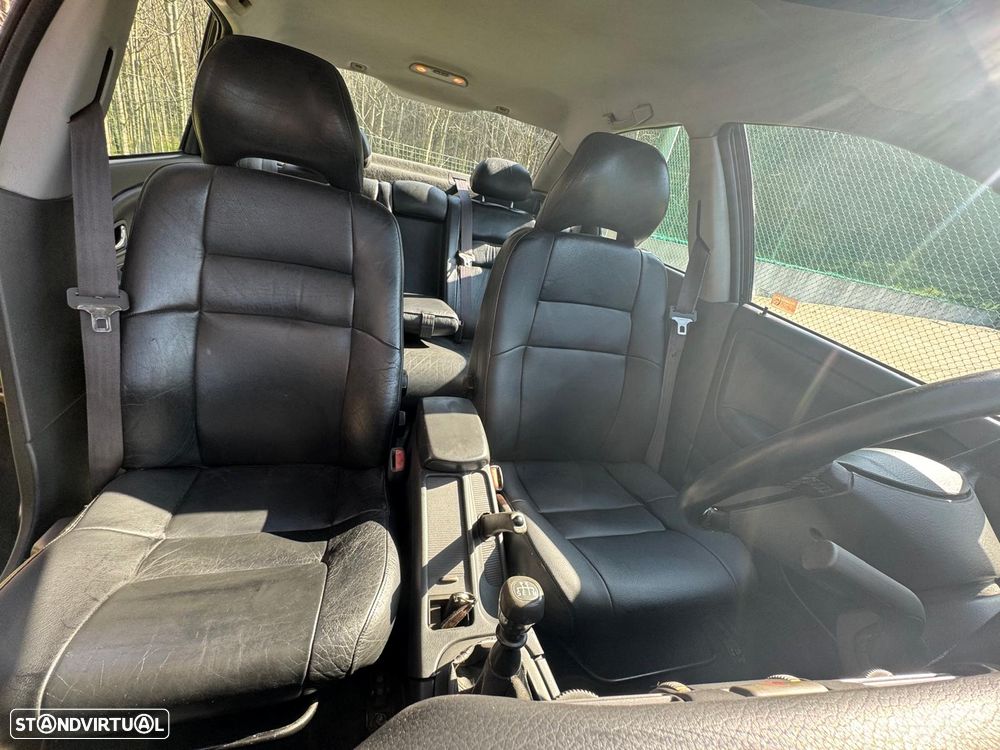 Volvo S40 1.6 - 5
