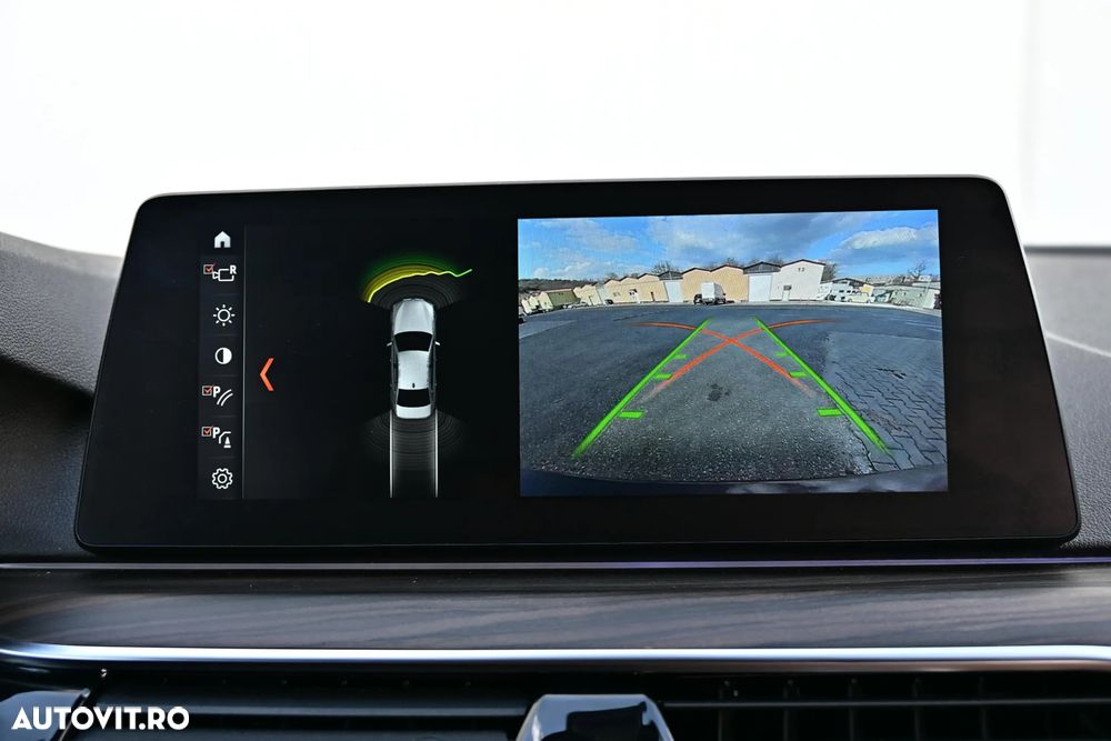 BMW Seria 5 540i AT - 18