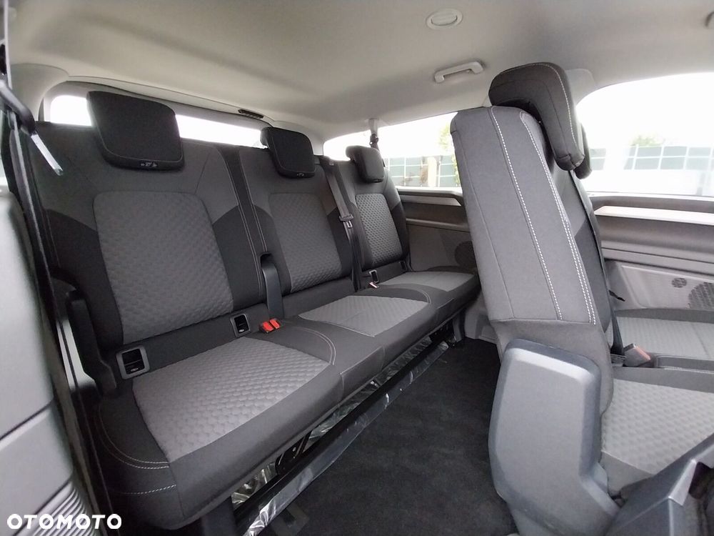 Volkswagen Caravelle Life silnik: 2,0 l TDI 150 KM / skrzynia biegów: 8-biegowa automatyczna rozstaw osi: 3500 mm - 10