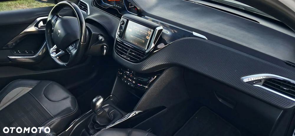 Peugeot 2008 BlueHDi 100 STOP & START Business-Line - 11