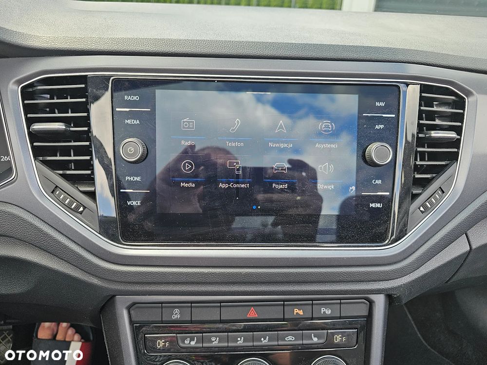 Volkswagen T-Roc - 31