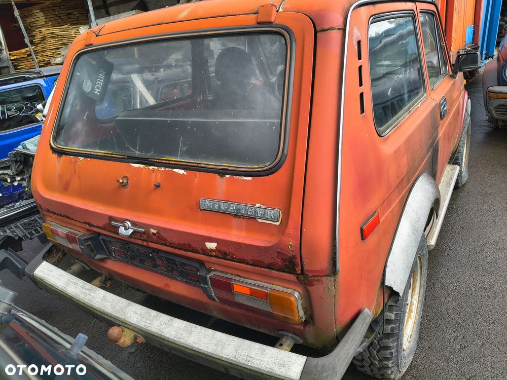 Lada Niva na części - 5