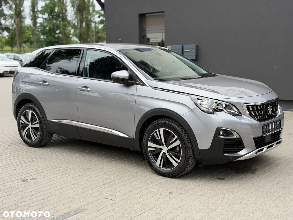 Peugeot 3008 1.2 PureTech Allure S&S - 10