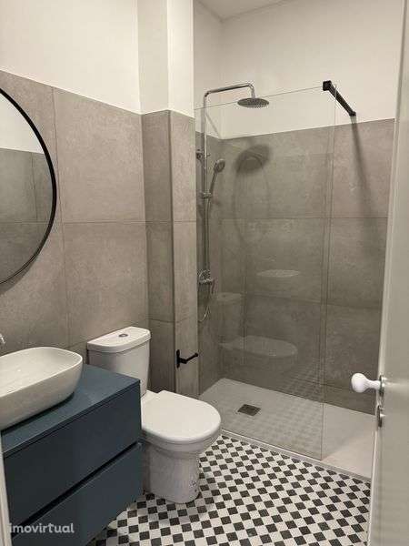 Apartamento T3 pronto a alugar com garagem e totalmemte remodelado - Grande imagem: 4/12