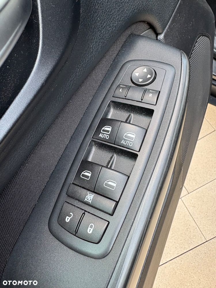 Jeep Cherokee 3.2 V6 Pentastar Active Drive I Automatik Limited - 27