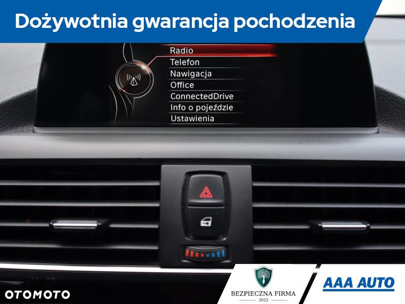 BMW Seria 1 - 22