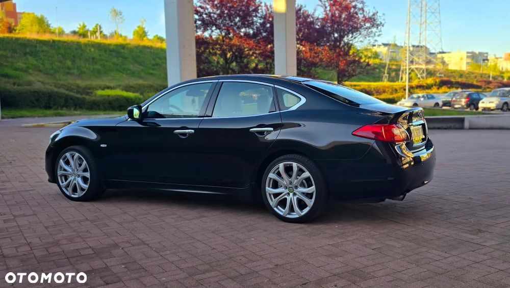 Infiniti M M30d S Premium - 1