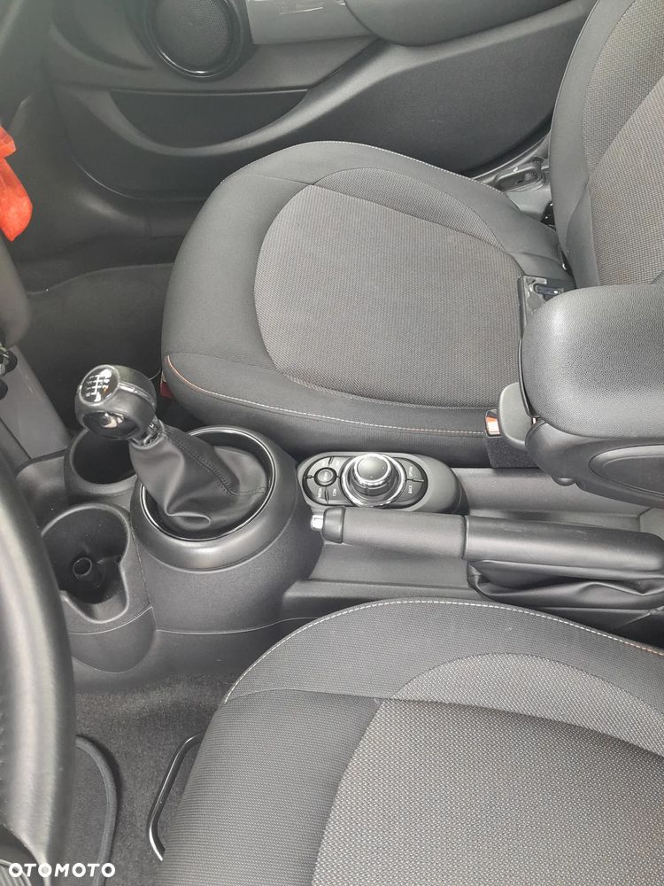 MINI ONE - 10