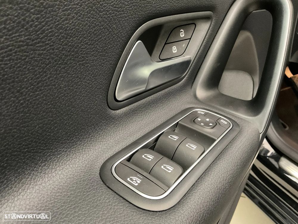 Mercedes-Benz A 180 d Style Plus - 19