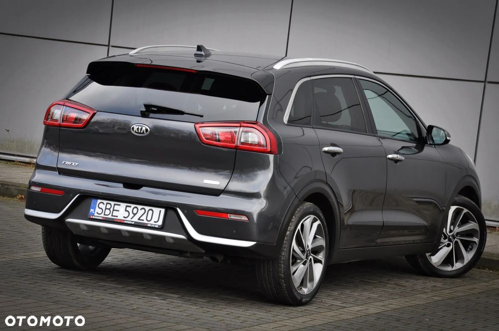 Kia Niro 1.6 GDI HEV 2WD OPF Edition 7 - 8