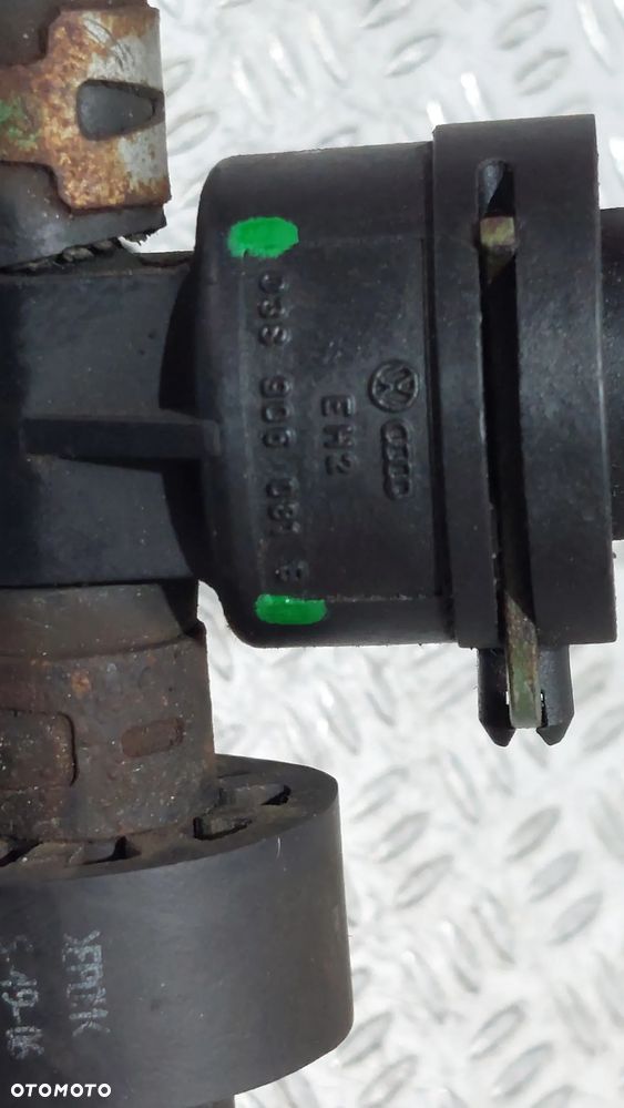 CZUJNIK TEMPERATURY PALIWA VW AUDI SKODA R2007 2,0TDI -BKD- NR 038906081B - 2