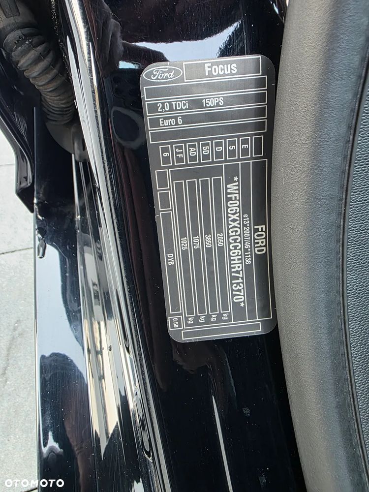 Ford Focus SW - 34