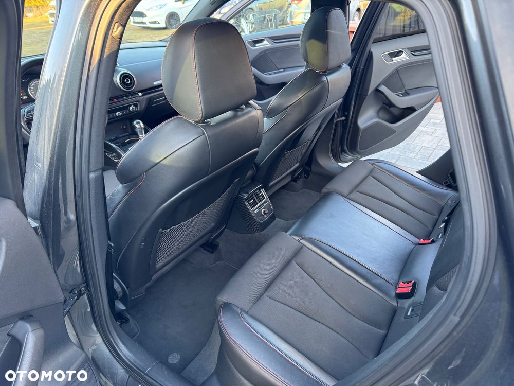 Audi S3 S tronic - 20