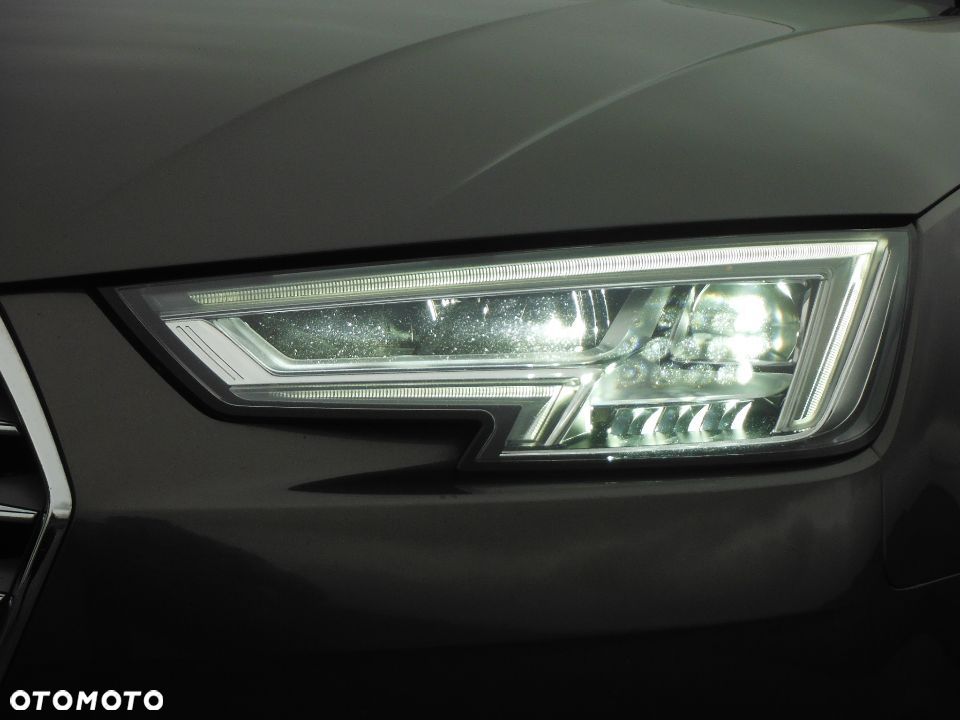 Audi A4 - 32