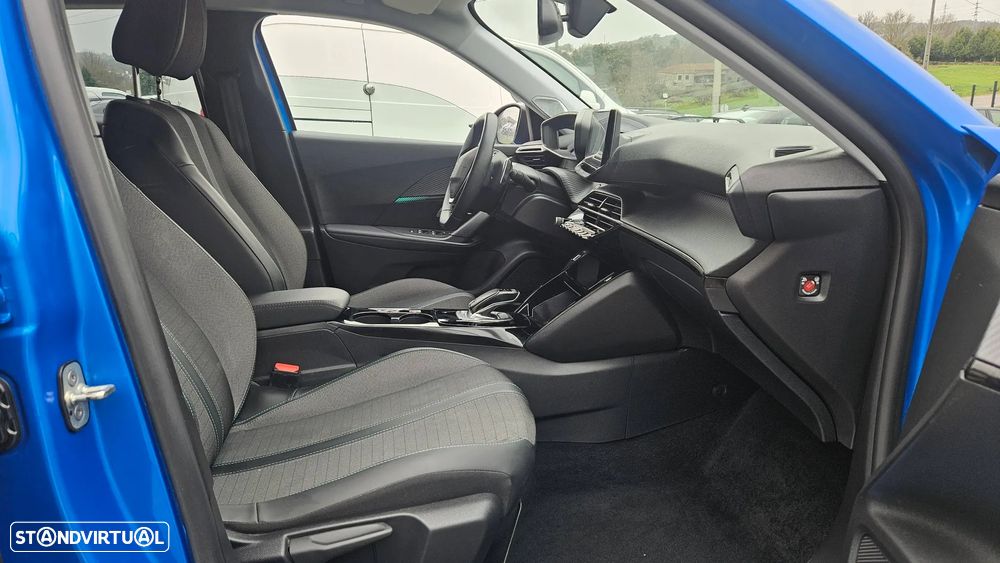 Peugeot 2008 1.5 BlueHDi Allure Pack EAT8 - 23