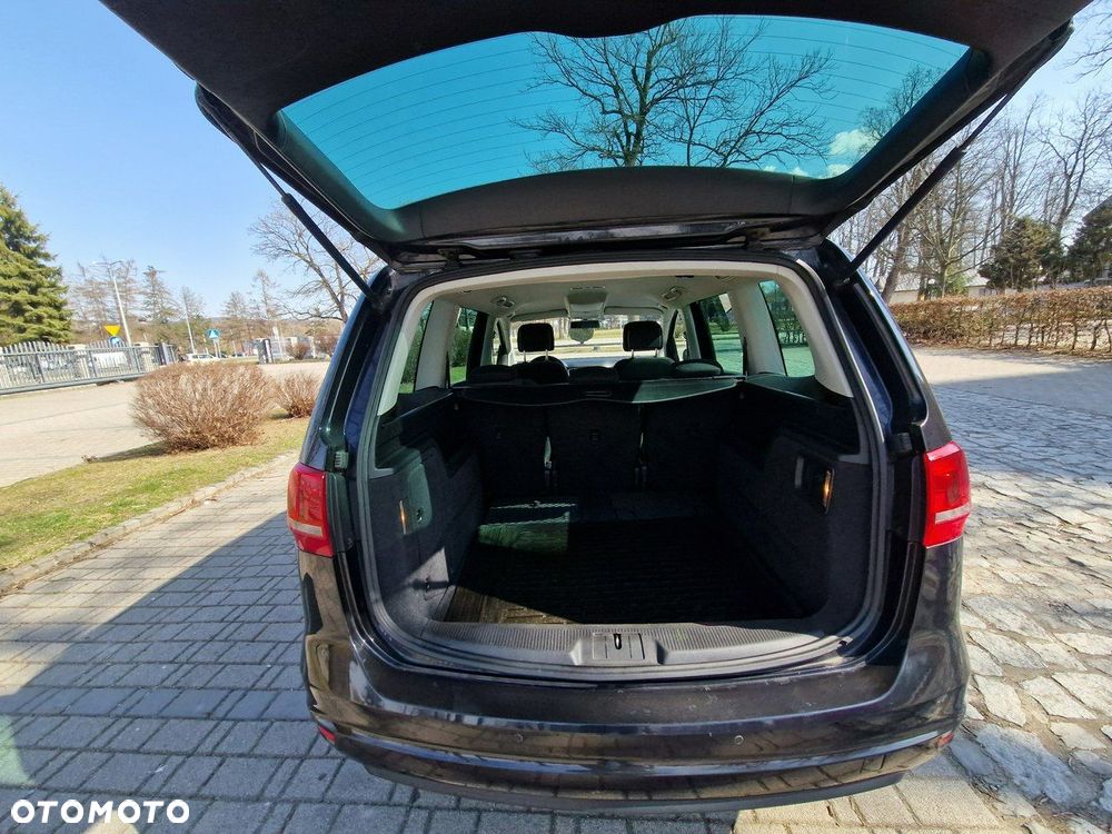 Volkswagen Sharan - 10