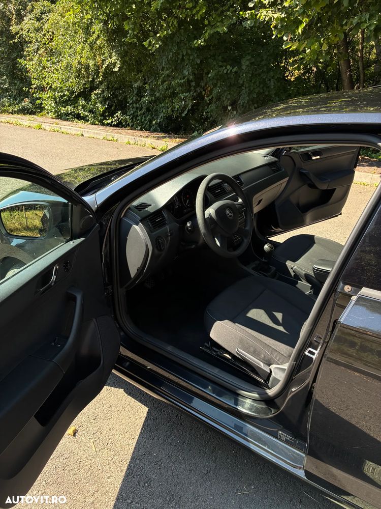 Skoda RAPID 1.2 TSI Ambition - 9