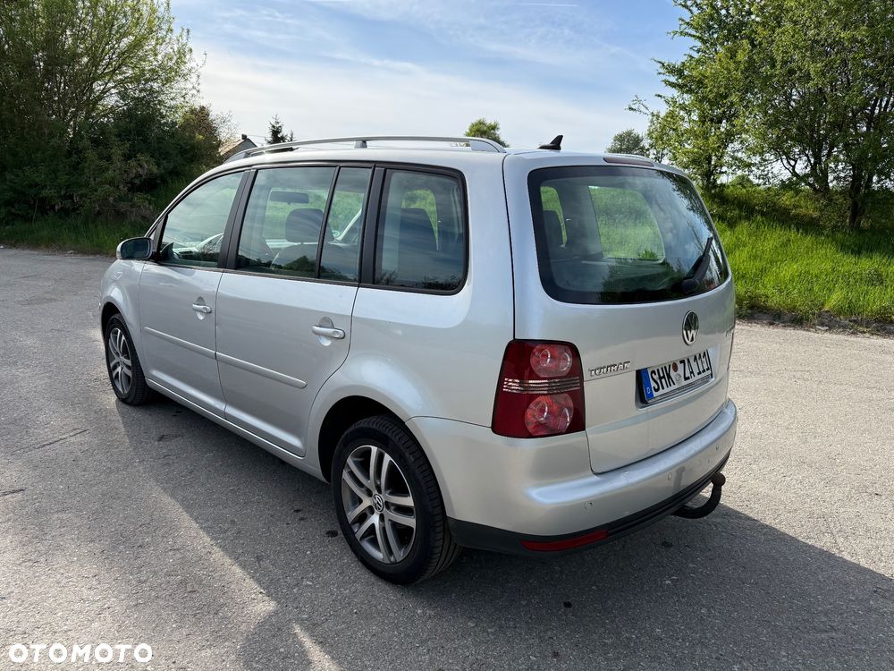 Volkswagen Touran 2.0 TDI Trendline - 8