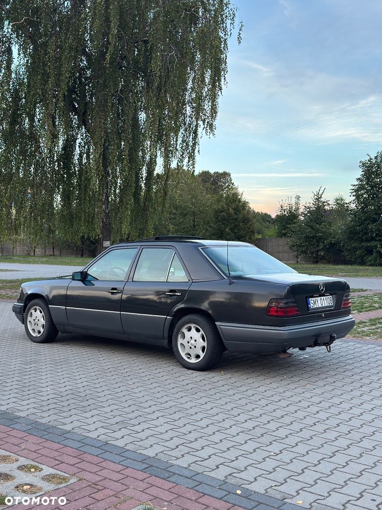 Mercedes-Benz Klasa E - 6