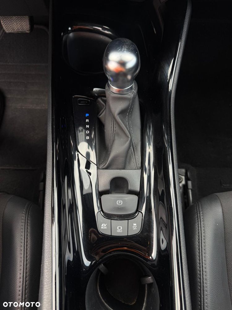 Toyota C-HR 1.8 Hybrid Premium - 18