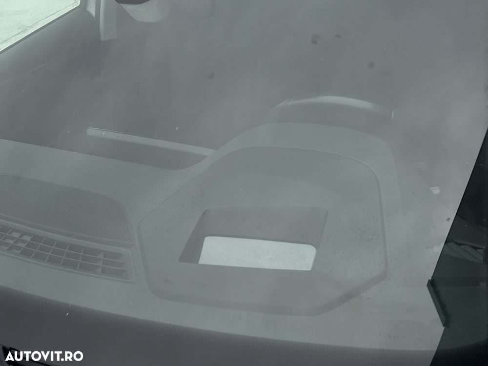 Skoda Octavia Combi 2.0 TDI DSG First Edition - 8