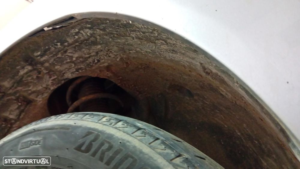 Cava roda frente esquerda PEUGEOT 208 II - 2