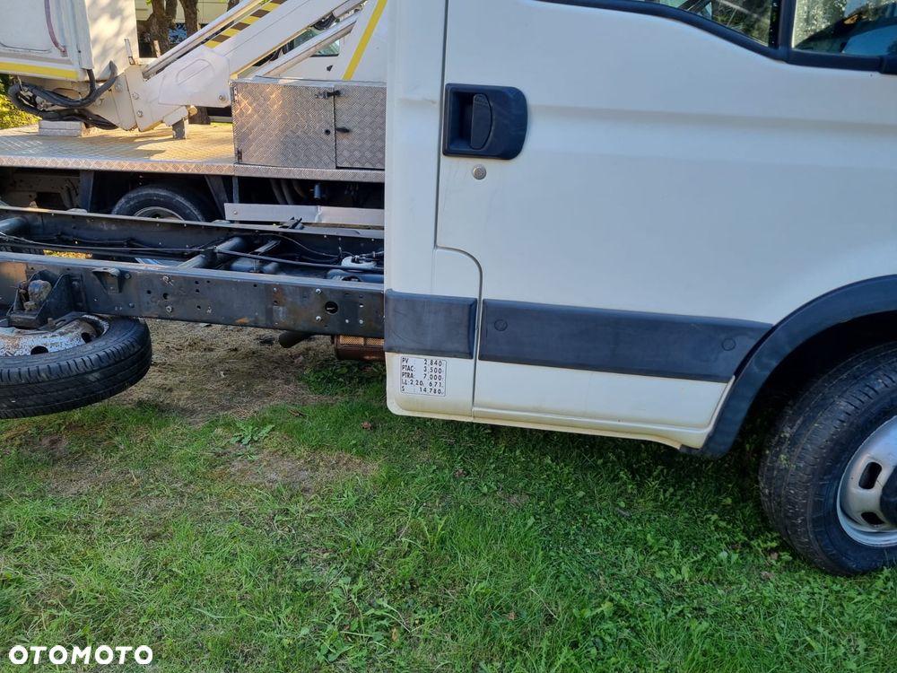 Iveco Daily 35C13 - 23