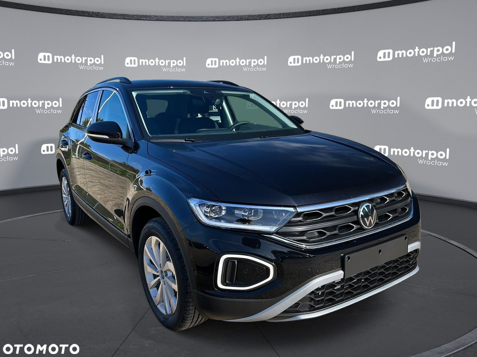Volkswagen T-Roc - 12