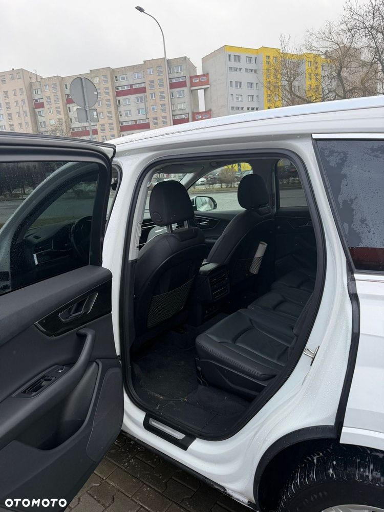 Audi Q7 - 17