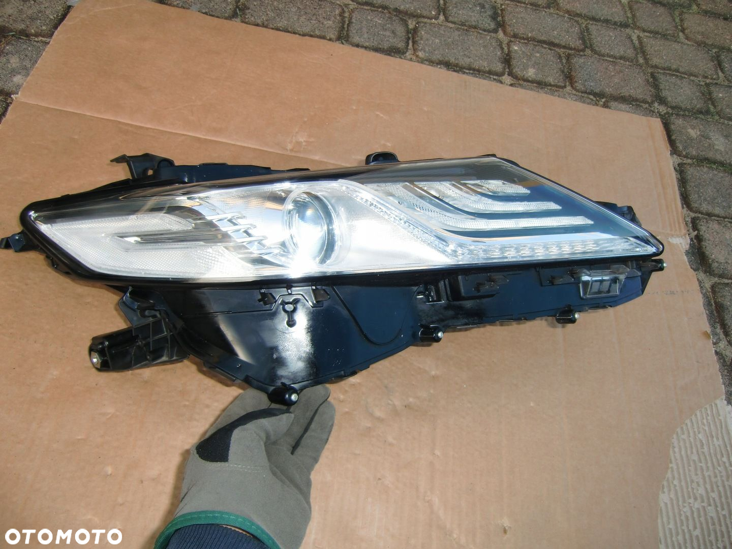 LAMPA PRAWA TOYOTA CAMRY FULL LED EURO ORY ŁADNA 24 PINY - 2