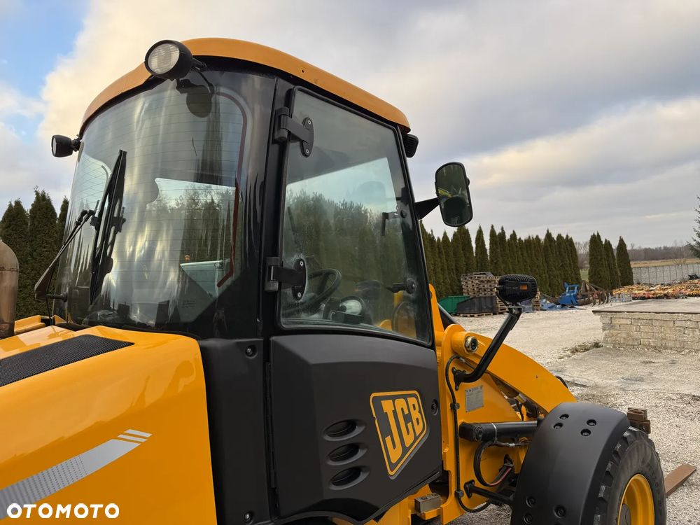 JCB 409 / JEDYNIE 2219 MTH!!! / SILNIK DEUTZ / PIĘKNIE UTRZYMANA / ORYGINAŁ / ZADBANA / SPROWADZONA Z NIEMIEC / BEZ DPF ADBLUE / SILNA / 407 408 406 60 70 M 506 509 - 24