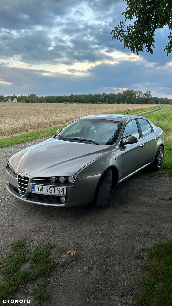 Alfa Romeo 159 2.2JTS Distinctive - 1