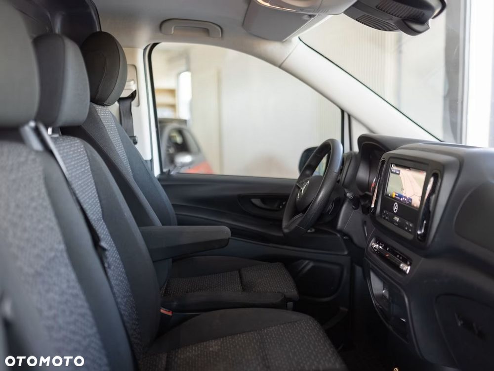 Mercedes-Benz Vito - 10