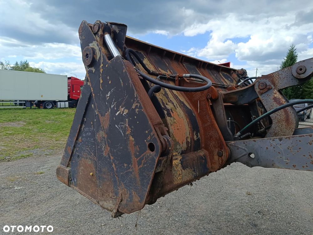 Łyżka otwierana szczęka 2,5m 3 lemiesze VOLVO - 4