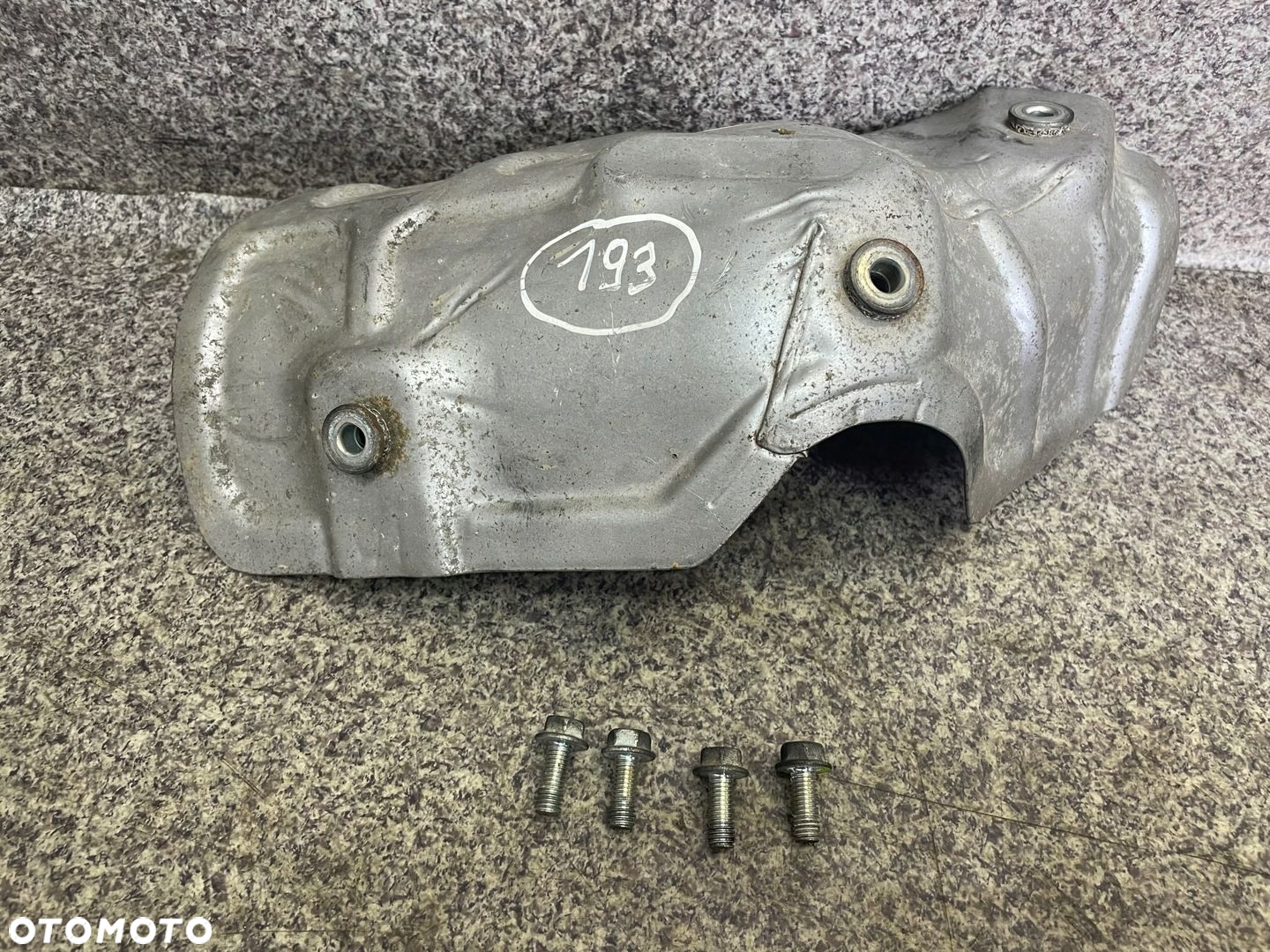 Oslona termiczna katalizatora sruby Toyota Rav4 3 III 2.2 D4D Avensis T25 - 3