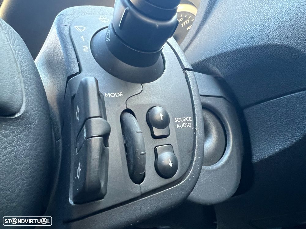 Renault Clio 1.2 16V Dynamique - 15