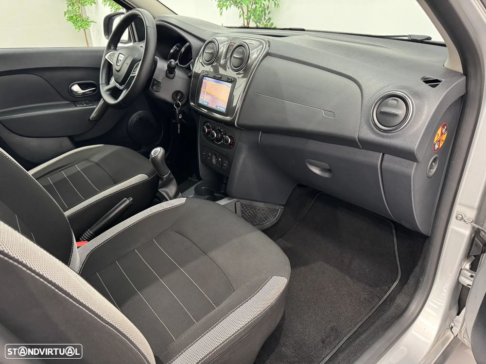 Dacia Sandero 1.5 dCi Stepway - 16