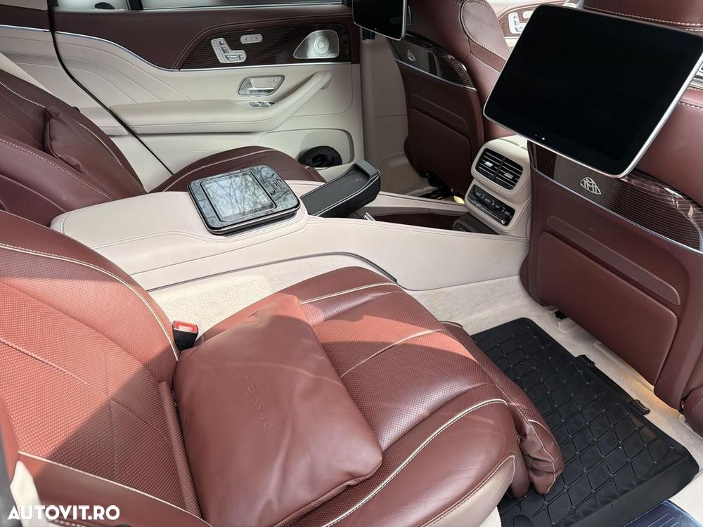 Mercedes-Benz GLS - 14