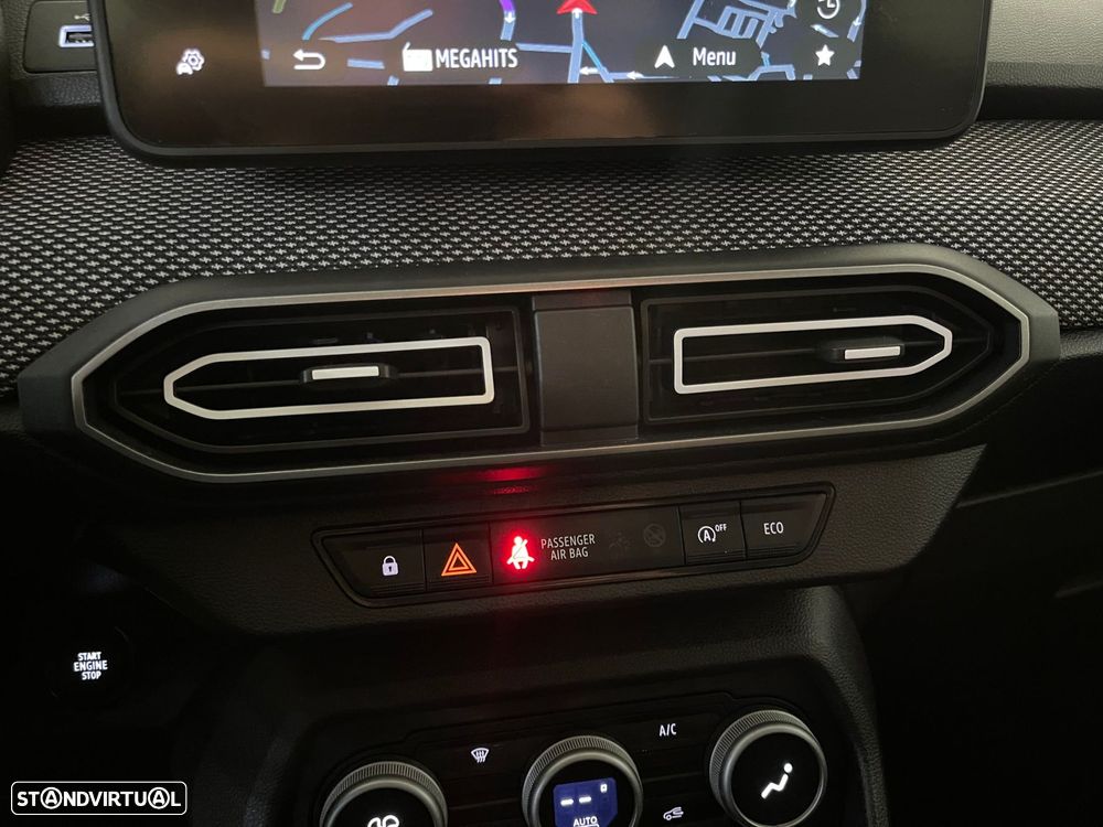 Dacia Jogger 1.0 TCe Extreme 7L - 26