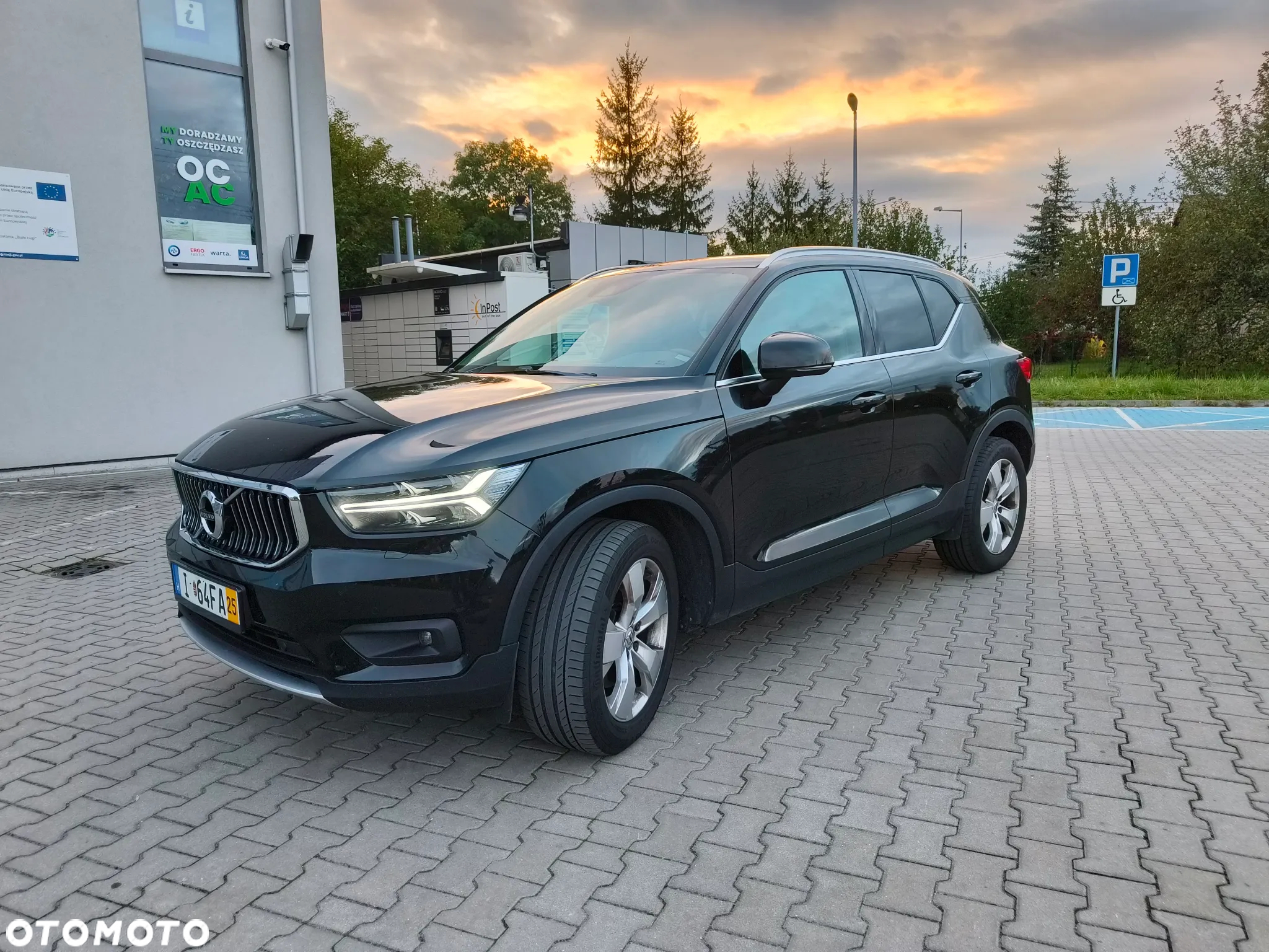 Volvo XC 40 D4 AWD Geartronic Inscription - 3