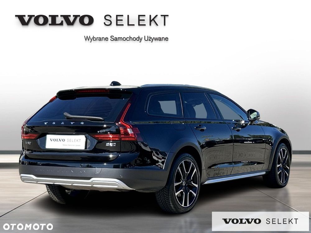 Volvo V90 Cross Country - 6