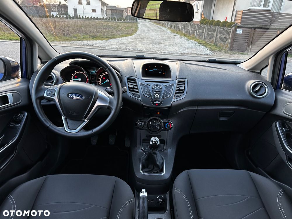 Ford Fiesta - 16