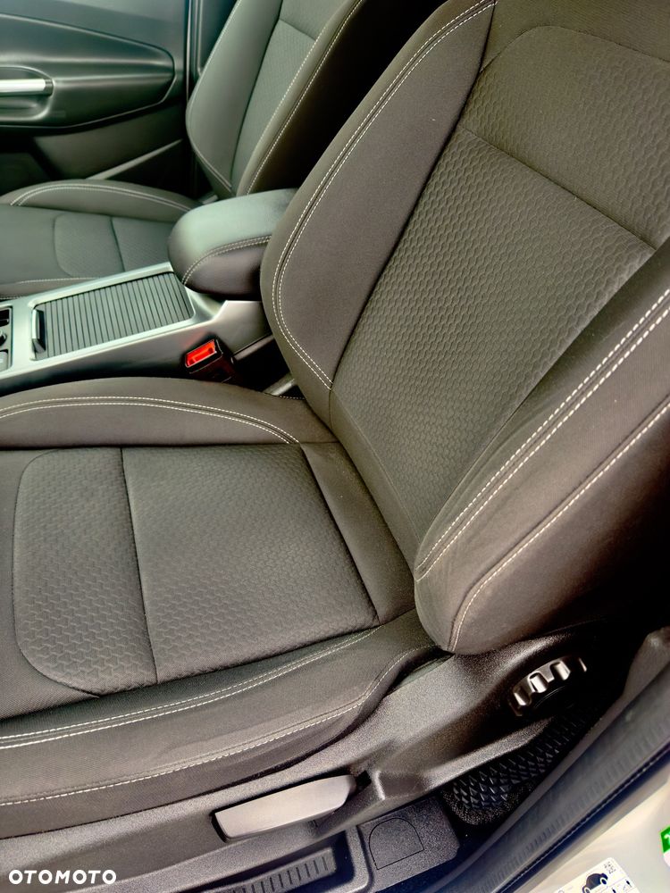 Ford Kuga 2.0 TDCi AWD Titanium - 11