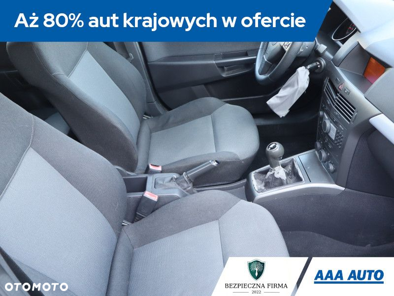 Opel Astra - 10